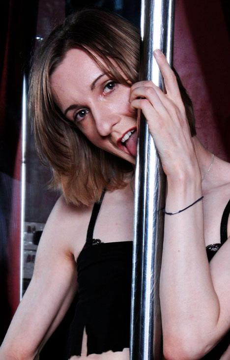 tranny pole dancer 